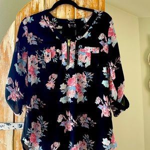 Justify floral top